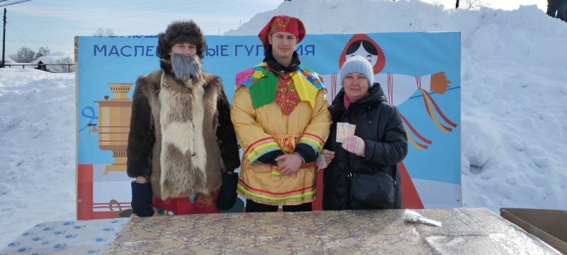 Праздник Масленицы в поселке Ужовка